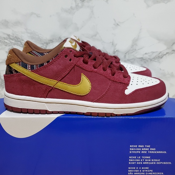 Nike SB Dunk Low Anchorman - Picture 2 of 7